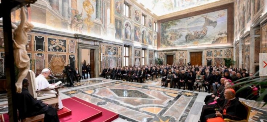 Papa Leo ao mundo do cinema: a beleza no  apenas evaso, mas acima de tudo invocao