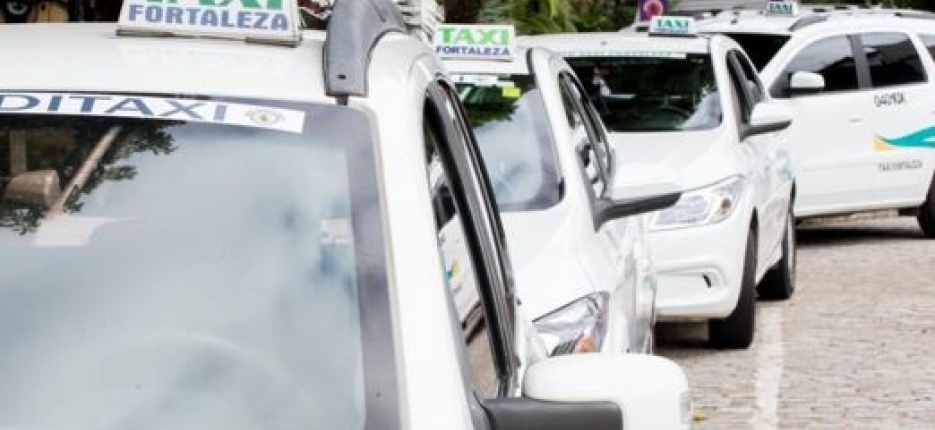 Viagens de t�xi em Fortaleza ter�o reajuste de 18,7%