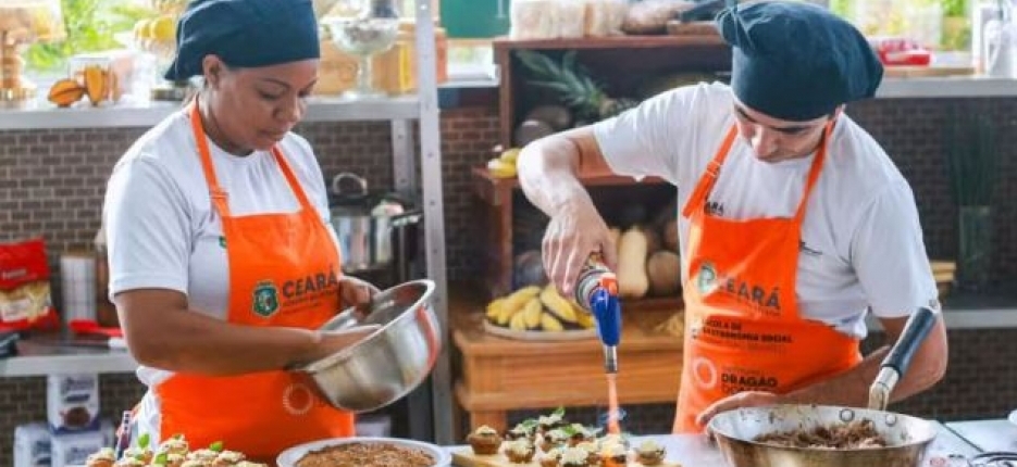 Escola de Gastronomia oferece 310 vagas em cursos gratuitos de panetone, sobremesa e ceia natalina